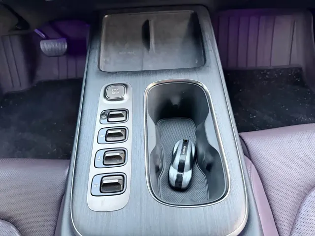 Xiaomi SU7 — Фото автомобиля 8