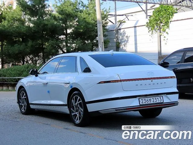 Hyundai Grandeur GN7 — Фото автомобиля 3
