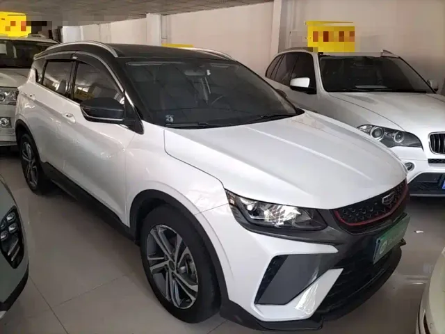 Geely Binyue — Фото автомобиля 3
