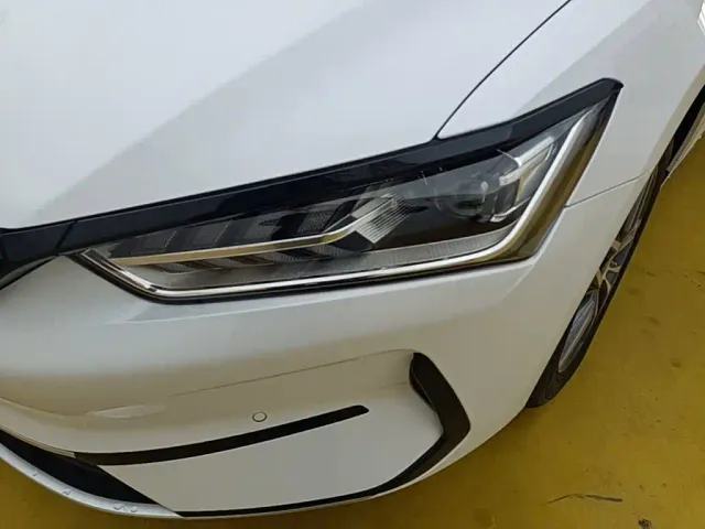 BYD Qin PLUS — Фото автомобиля 23