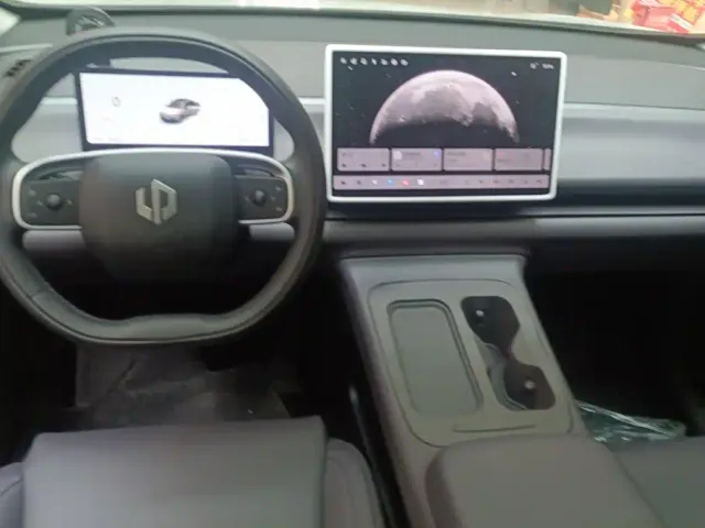 Leapmotor Leapmotor C10 2024 530 Smart Edition — Фото автомобиля 12