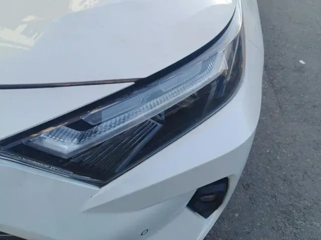 Toyota RAV4 — Фото автомобиля 5