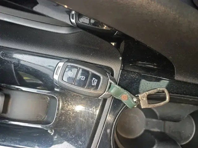 Hyundai Elantra — Фото автомобиля 8
