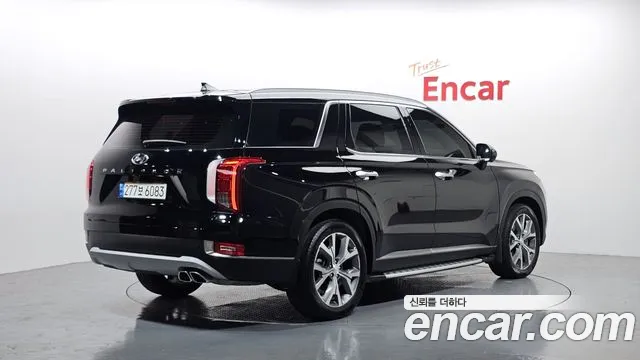 Hyundai Palisade Palisade Дизель 2.2 2WD — Фото автомобиля 2