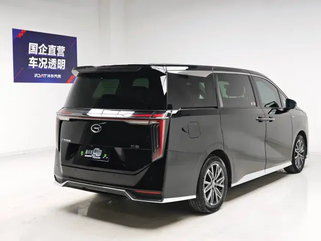 GAC Trumpchi M8 — Фото автомобиля 4