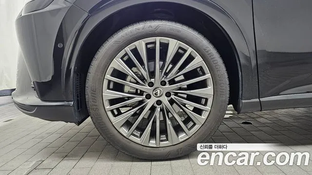Lexus RX — Фото автомобиля 5