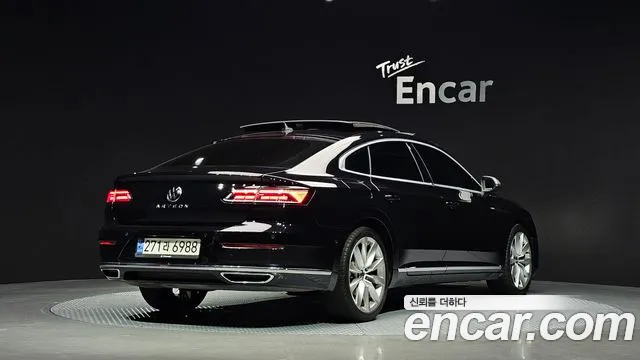 Volkswagen Arteon — Фото автомобиля 2