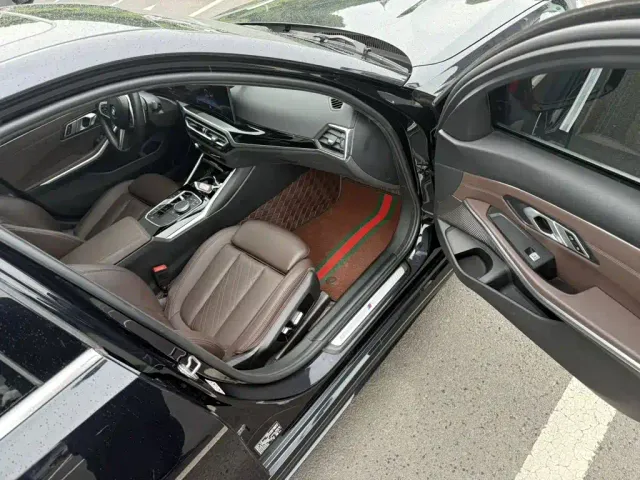 BMW 3 Series — Фото автомобиля 11