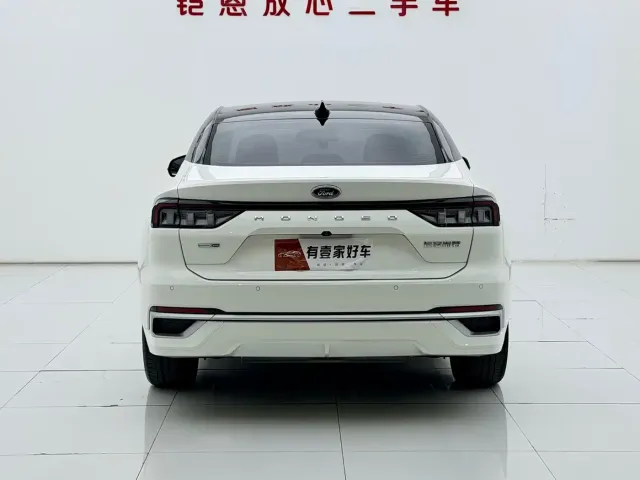 Ford Mondeo — Фото автомобиля 5