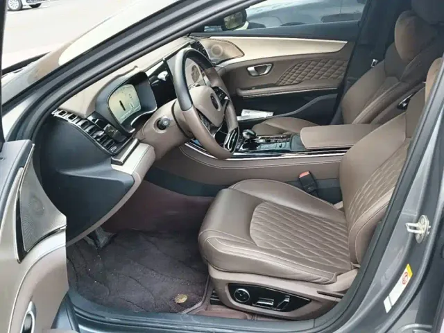 BYD Han — Фото автомобиля 14