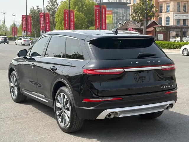 Lincoln Corsair — Фото автомобиля 15