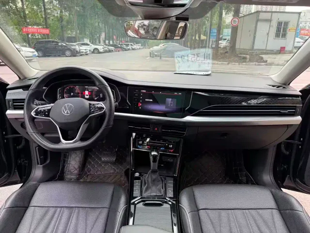 Volkswagen Passat — Фото автомобиля 6