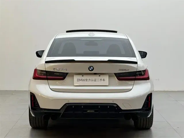 BMW 3 Series — Фото автомобиля 5