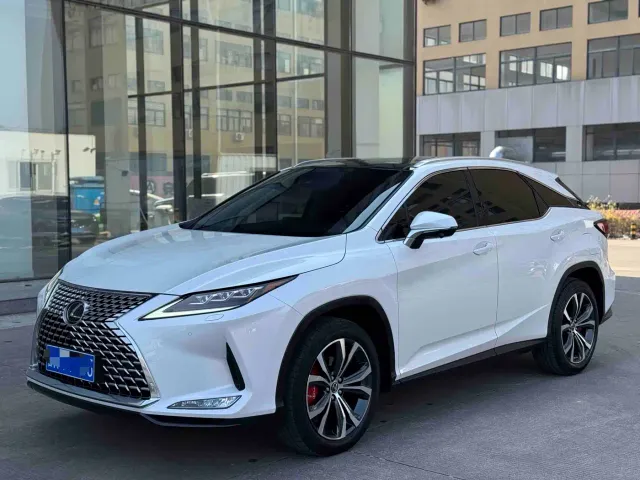 Lexus RX — Фото автомобиля 3