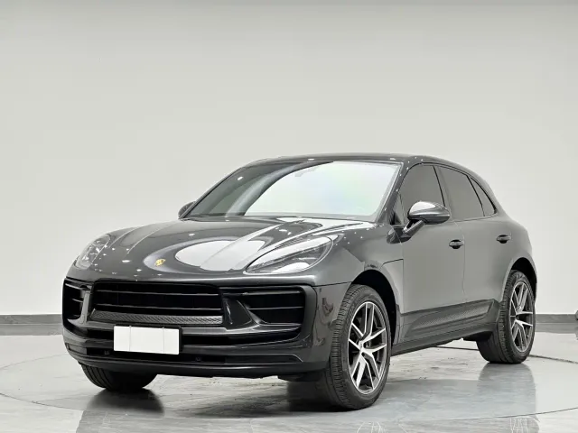 Фотография автомобиля — Porsche Macan