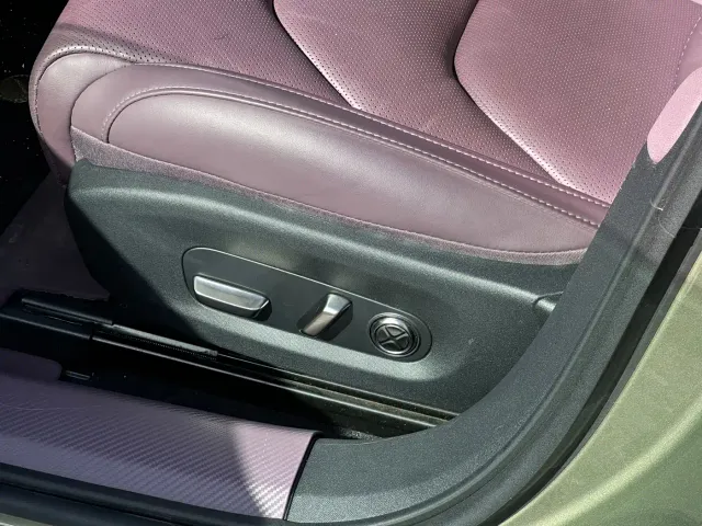 Xiaomi SU7 — Фото автомобиля 10