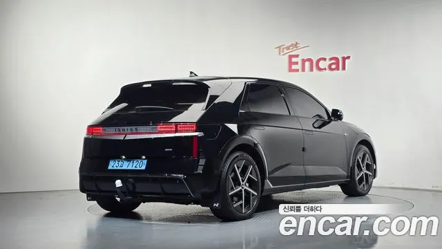 Hyundai Ioniq 5 New — Фото автомобиля 3