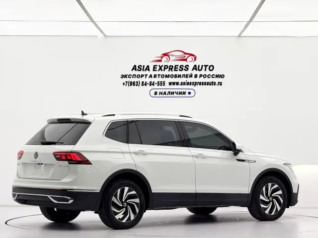 Volkswagen Tiguan L — Фото автомобиля 4