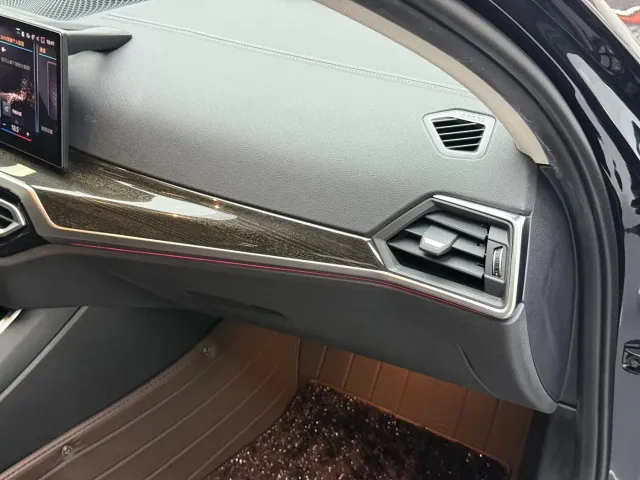 BMW 3 Series — Фото автомобиля 22