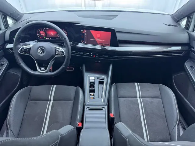 Volkswagen Golf — Фото автомобиля 10