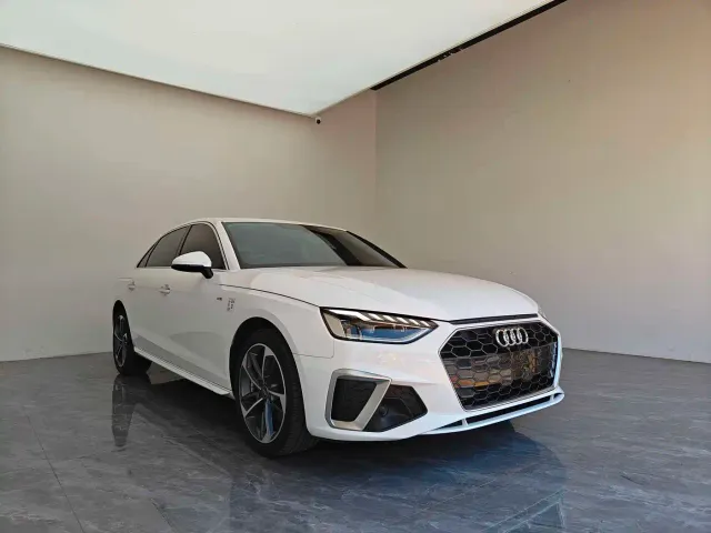 Audi A4L — Фото автомобиля 2