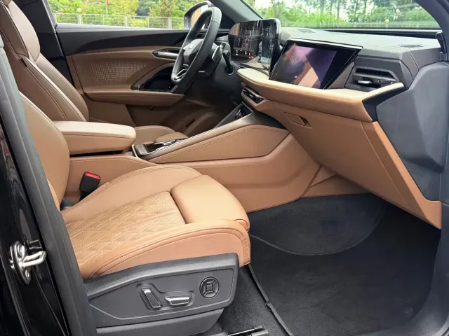 Audi Q5L — Фото автомобиля 7