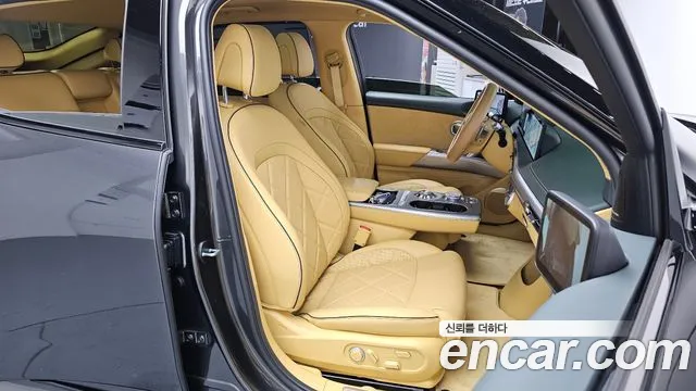 Genesis GV60 — Фото автомобиля 22
