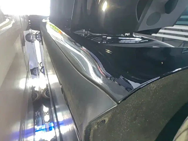 Tesla Model 3 — Фото автомобиля 21