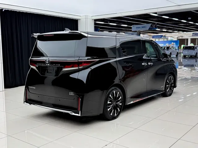 Toyota Vellfire — Фото автомобиля 7