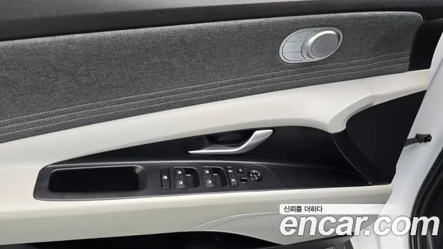 Hyundai Avante CN7 — Фото автомобиля 24