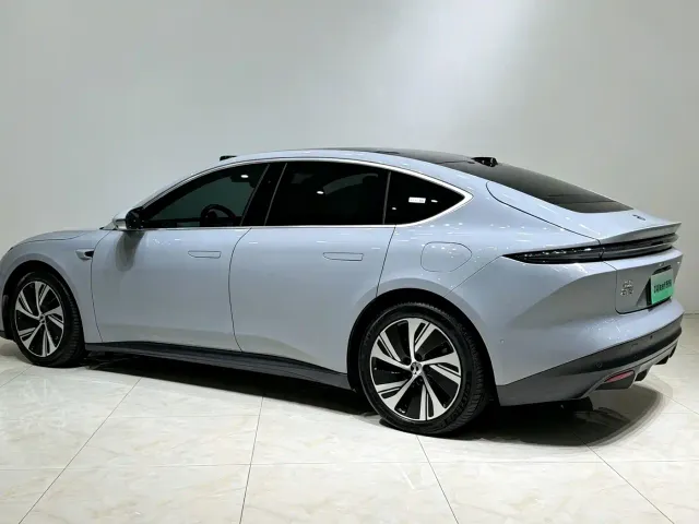 Nio ET5 — Фото автомобиля 19