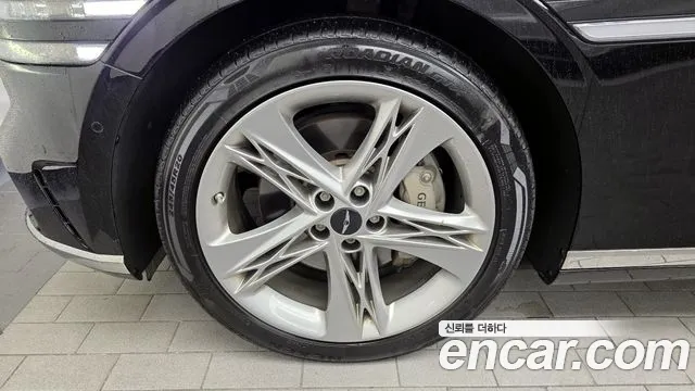 Genesis G90 Бензин 3.5 турбо AWD — Фото автомобиля 5
