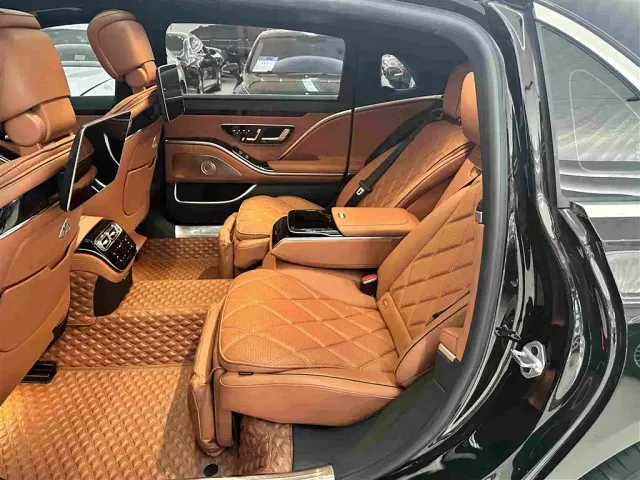 Mercedes-Benz Maybach S-Class — Фото автомобиля 16