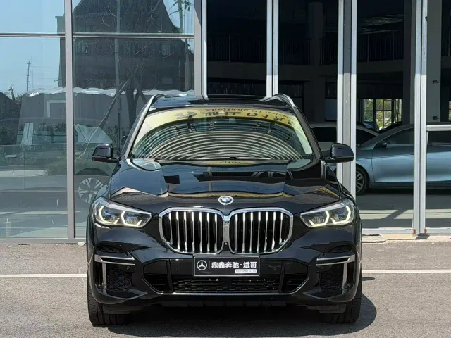BMW X5 — Фото автомобиля 2