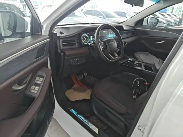 Jetour X90 Plus — Фото автомобиля 15