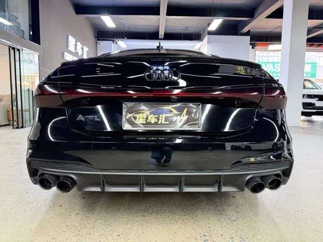 Audi A7L — Фото автомобиля 12