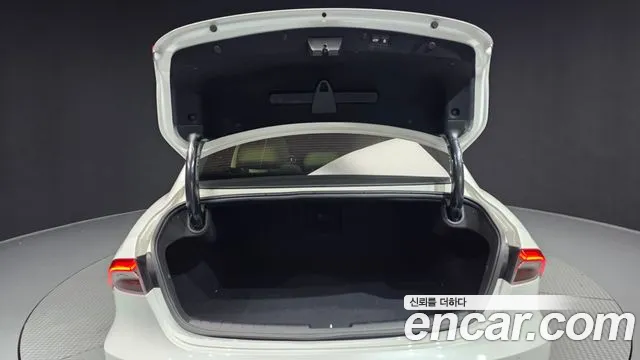 Hyundai Grandeur Новый Grandeur IG — Фото автомобиля 20