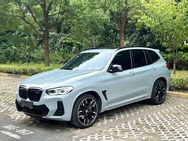 Фотография автомобиля — BMW X3 M40i