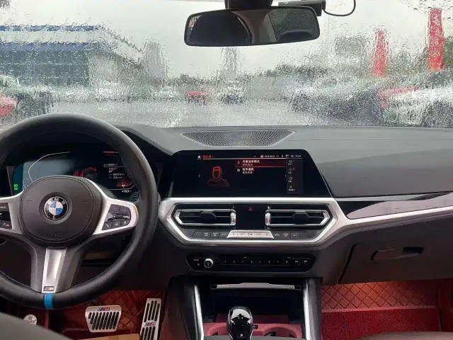 BMW 3 Series — Фото автомобиля 11