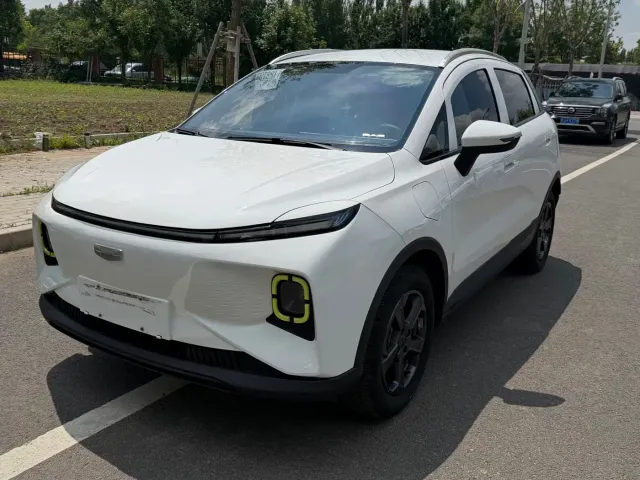 Фотография автомобиля — Geely Geometry E Firefly