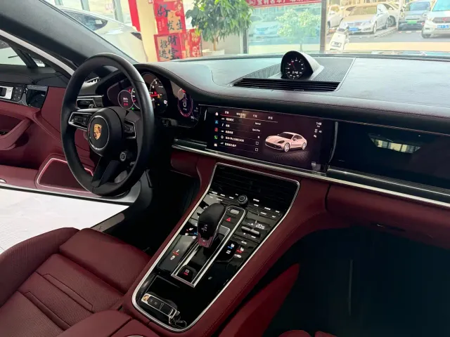 Porsche Panamera — Фото автомобиля 9