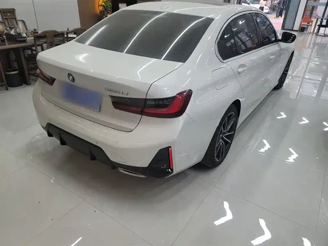 BMW 3 Series — Фото автомобиля 6