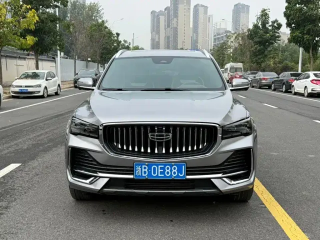 Geely Xingyue L — Фото автомобиля 2