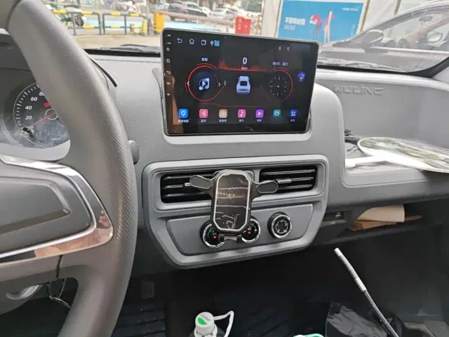 Wuling Yangguang — Фото автомобиля 5