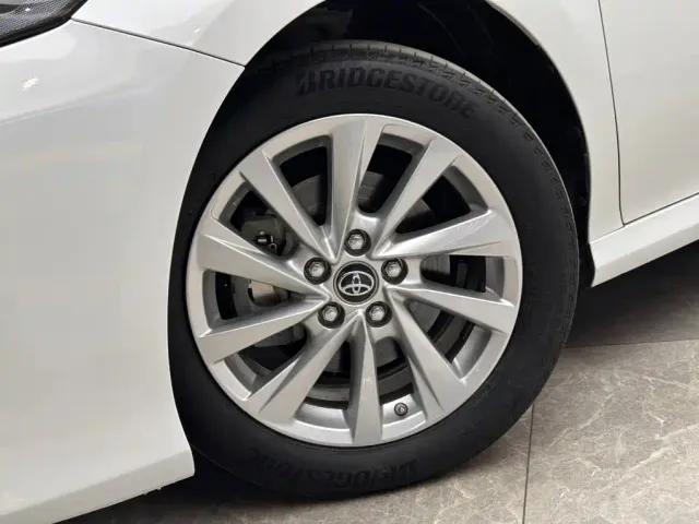 Toyota Camry — Фото автомобиля 19