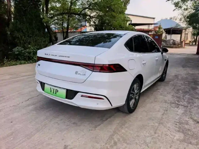 BYD Qin PLUS — Фото автомобиля 6