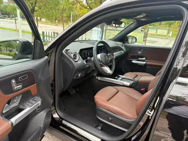 Mercedes-Benz GLB-Class — Фото автомобиля 3