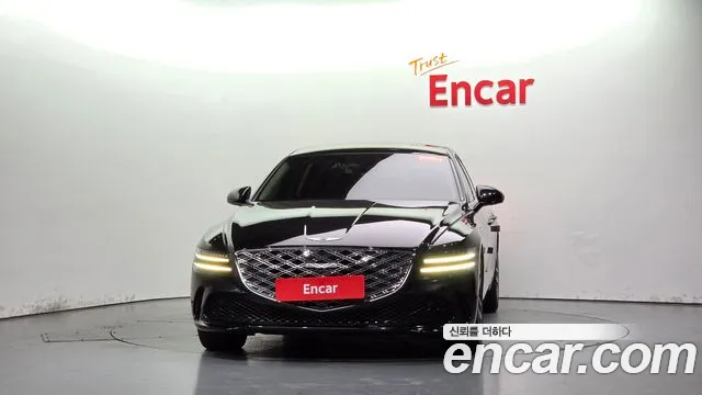 Genesis G80 RG3 — Фото автомобиля 3