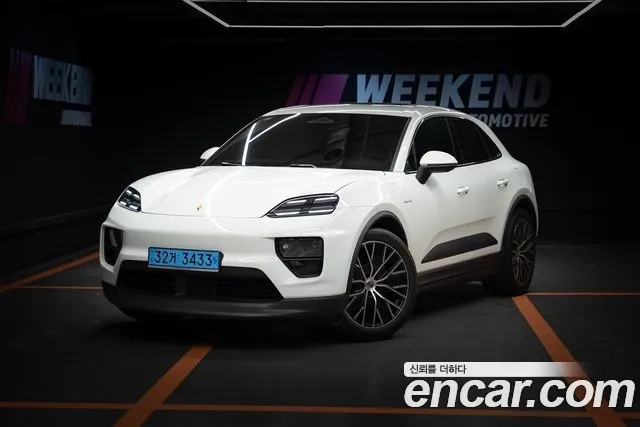 Фотография автомобиля — Porsche Macan