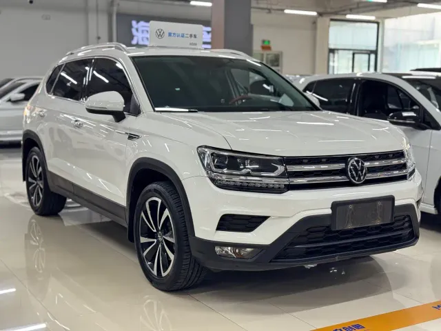 Volkswagen Tharu — Фото автомобиля 3